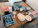 Bak vol campingservies Mepal en Gusta en bestek, Ophalen, Zo goed als nieuw