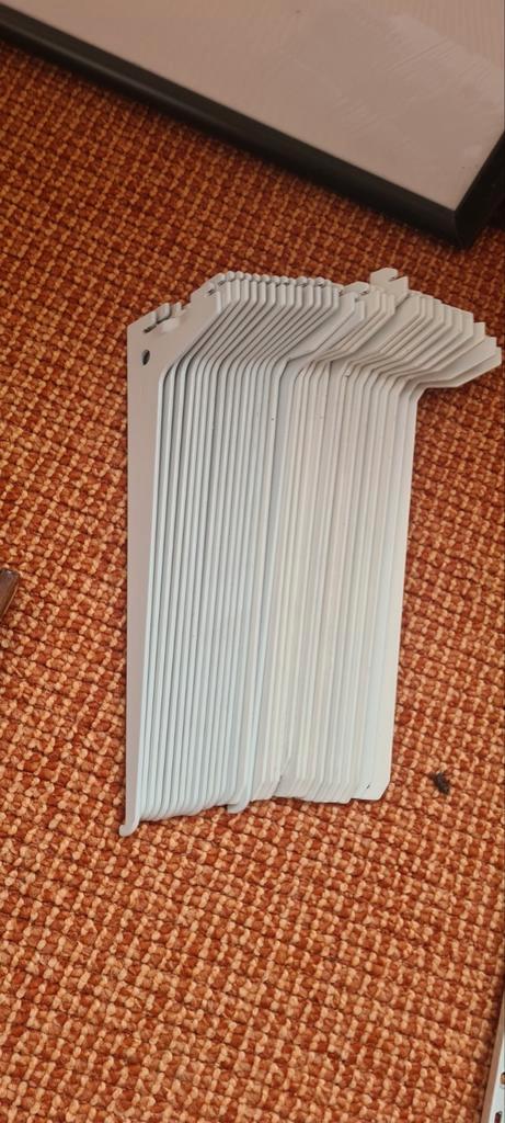 Ikea Plankdragers met Houten Planken, Huis en Inrichting, Woonaccessoires | Wandplanken en Boekenplanken, Gebruikt, Ophalen