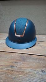 BR Cap Omega Painted Glitter Blauw rosé 58-60cm, Dieren en Toebehoren, Paardrijkleding, Ophalen of Verzenden, Zo goed als nieuw