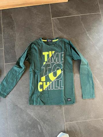 Longsleeve maat 152-158 beschikbaar voor biedingen