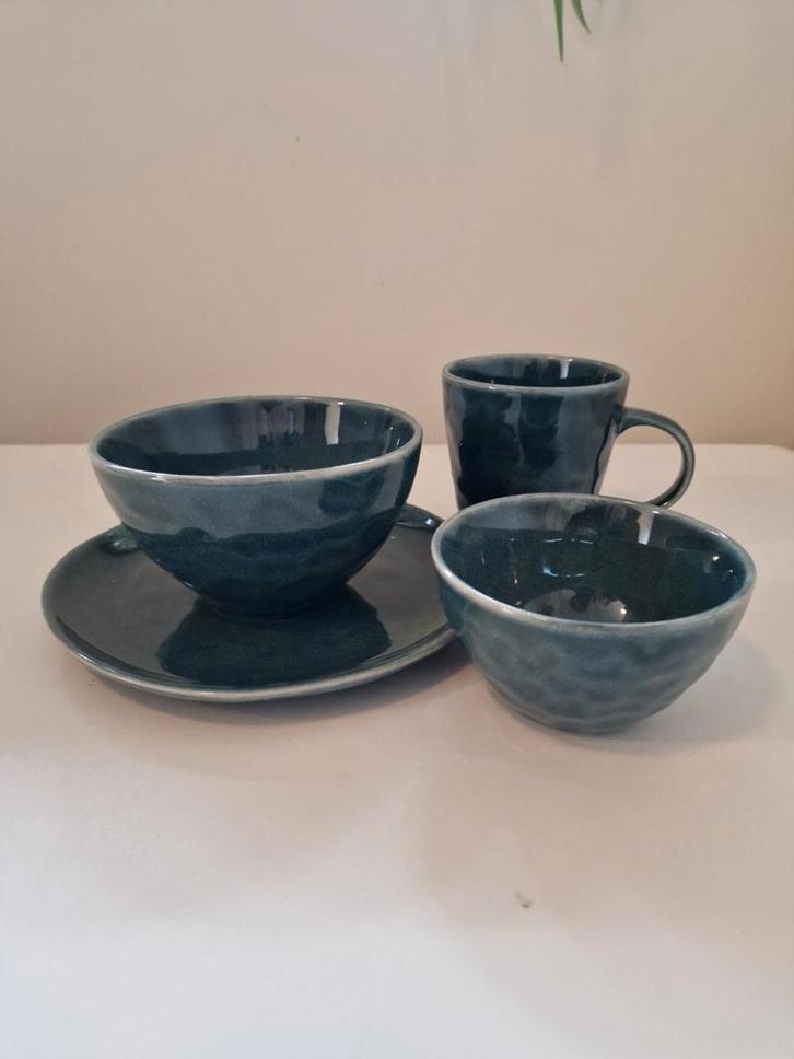 Bjorn Moon Servies - Niet Compleet, Huis en Inrichting, Keuken | Servies, Nieuw, Kop(pen) en/of Schotel(s), Overige stijlen, Aardewerk