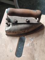 Vintage strijkijzer, Ophalen