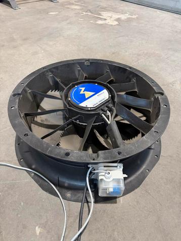 3x Ziehl Abegg ZN050-ZIL.DC.V7P2 Ventilator beschikbaar voor biedingen