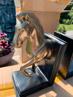 Nieuwe zware boekensteun met paard in goudkleurig, Huis en Inrichting, Woonaccessoires | Wandplanken en Boekenplanken, Ophalen of Verzenden