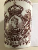 WILHELMINA BEKER      5295, Verzamelen, Koninklijk Huis en Royalty, Ophalen of Verzenden, Zo goed als nieuw, Servies