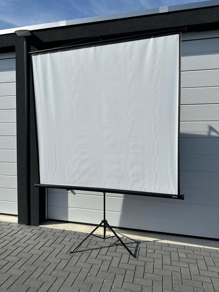 Beamer en scherm te huur, Hobby en Vrije tijd, Feestartikelen | Verhuur, Zo goed als nieuw, Overige, Ophalen