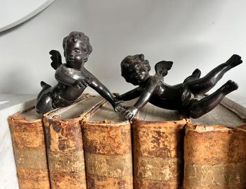ZEER MOOIE SET BRONZEN ENGELEN beschikbaar voor biedingen
