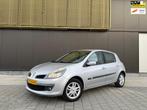 Renault Clio 1.4-16V Dynamique Luxe | Airco | LM velgen | Di, Voorwielaandrijving, Gebruikt, Zwart, 4 cilinders