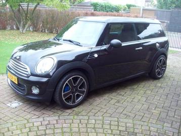 Mini Clubman 1.6 ONE 2012 Zwart APK Nov 26 Goed onderhouden beschikbaar voor biedingen