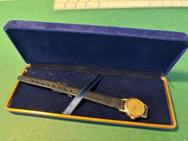 dameshorloge omega goud, Sieraden, Tassen en Uiterlijk, Horloges | Dames, Gebruikt, Polshorloge, Overige merken, Goud, Leer, Ophalen of Verzenden