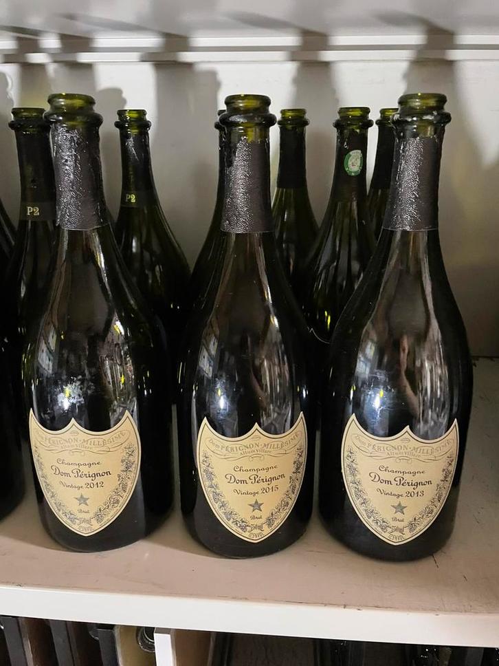Dom perignon Flessen leeg, Verzamelen, Wijnen, Zo goed als nieuw, Champagne, Frankrijk, Ophalen of Verzenden