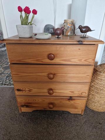 Grenen Nachtkastje/Ladekastje beschikbaar voor biedingen