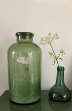 Groene apothekers fles - wagenschuur, Antiek en Kunst, Ophalen of Verzenden