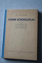 Kleine schoolatlas, Boeken, Atlassen en Landkaarten, Ophalen, Overige atlassen, Zo goed als nieuw, 1800 tot 2000