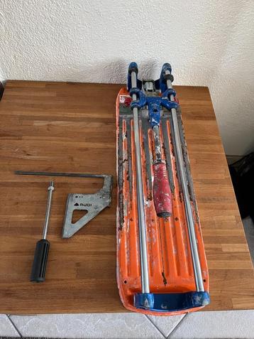 Rubi TS43 tegelsnijder . Exclusief messen . beschikbaar voor biedingen