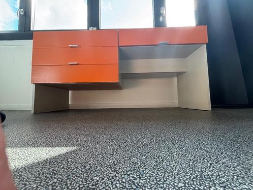 Kaptafel oranje - vintage jaren 70, Huis en Inrichting, Tafels | Kaptafels, Gebruikt, Minder dan 100 cm, 100 tot 150 cm, Hout