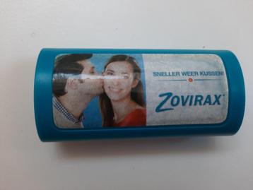 ZOVIRAX bewaar / meeneemsetje met spiegeltje beschikbaar voor biedingen