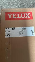 Velux Dakraam GGU SK06 114 x 118 cm - inclusief Gootstukken, Doe-het-zelf en Verbouw, Glas en Ramen, Ophalen, Zo goed als nieuw