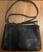 Guess Schoudertas, Sieraden, Tassen en Uiterlijk, Ophalen of Verzenden, Gebruikt, Zwart, Schoudertasje