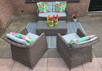Heel leuk 4 persoons tuinset intratuin  beschikbaar voor biedingen