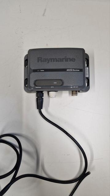 Raymarine AIS 350 Receiver - Nette Staat beschikbaar voor biedingen