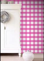 Behang met blok geblokt roze wit vliesbehang, Ophalen of Verzenden, Minder dan 10 m², Roze