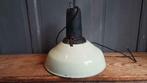 Mintgroene emaille vintage fabriekslamp industrieel, Huis en Inrichting, Lampen | Hanglampen, Ophalen of Verzenden, Gebruikt, Glas
