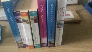 Boekenkast opruiming, Robyn Carr beschikbaar voor biedingen