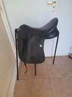 Bates innova dressuur maat 2 17.5/18, Dieren en Toebehoren, Paarden en Pony's | Zadels, Ophalen of Verzenden, Springen, Zo goed als nieuw