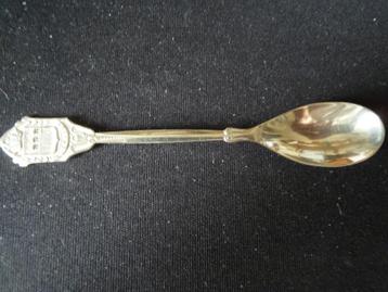 Theelepeltje van Nieuw zilver beschikbaar voor biedingen