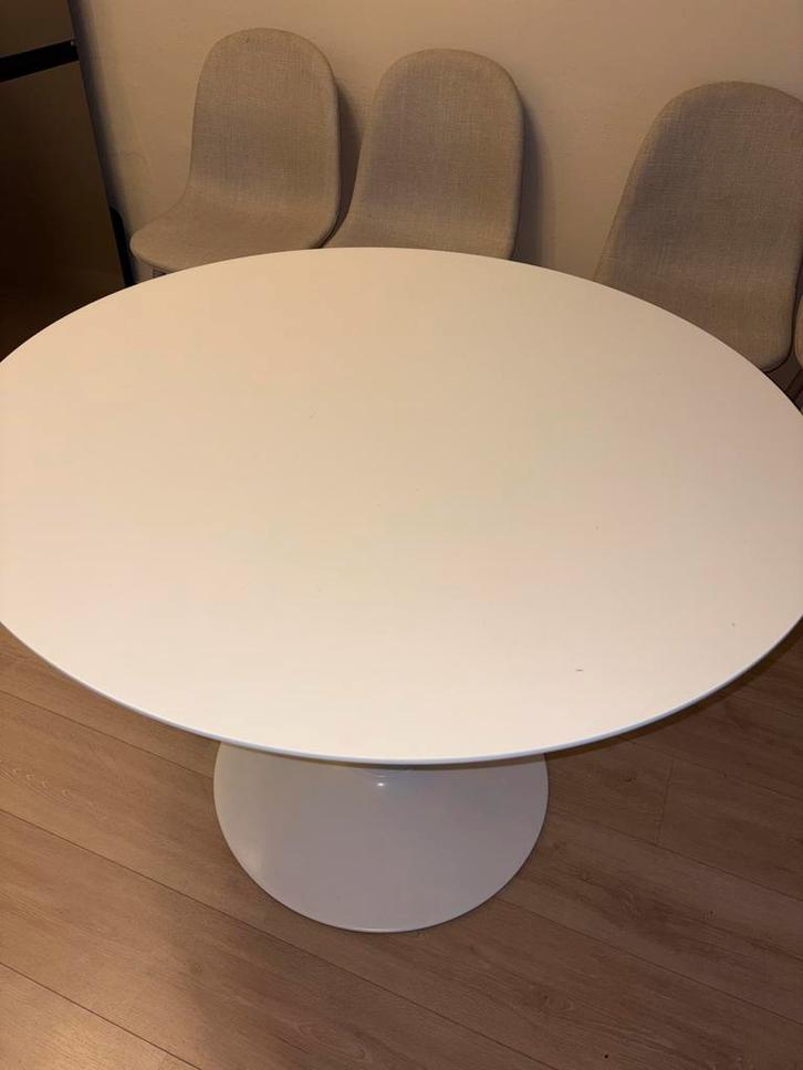 Jysk Eettafel + Stoelen - Zo Goed Als Nieuw!, Huis en Inrichting, Tafels | Eettafels, Zo goed als nieuw, 100 tot 150 cm, Vier personen