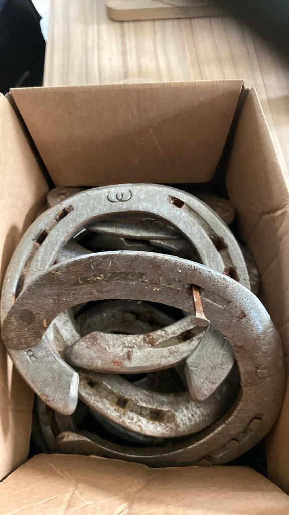 Hoefijzer voor geluk of surprise kado idee, Doe-het-zelf en Verbouw, IJzerwaren en Bevestigingsmiddelen, Gebruikt, Ophalen of Verzenden