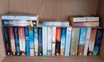 Partij boeken Nora Roberts - 35 delen - thrillers romans, Ophalen of Verzenden, Zo goed als nieuw, Populaire fictie