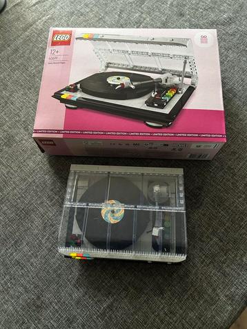 Lego 40699 Retro Record Player beschikbaar voor biedingen