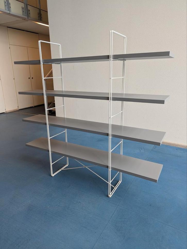🟢 IKEA "Enetri" Wandkast ontworpen door Niels Gammelgaard, Huis en Inrichting, Kasten | Stellingkasten, Zo goed als nieuw, Ophalen