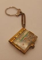 Oude vintage sleutelhanger boekje Antwerpen, Ophalen of Verzenden, Gebruikt