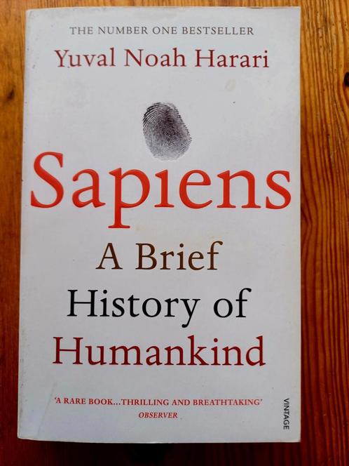 Sapiens A Brief History of Humankind, Yuval Noah Harari, Boeken, Filosofie, Zo goed als nieuw, Ophalen of Verzenden