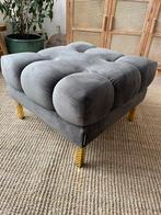 Nieuwe cosmopolitan hocker, Ophalen, Zo goed als nieuw, Vierkant