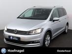 Volkswagen Touran 1.5 TSI Highline 7p Automaat | Stoelverwar, Auto's, Stof, Zwart, 150 pk, 7 stoelen