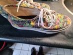 Vans jungle met giraffen en zebra's mt 38, Ophalen of Verzenden, Zo goed als nieuw, Zwart, Sneakers of Gympen