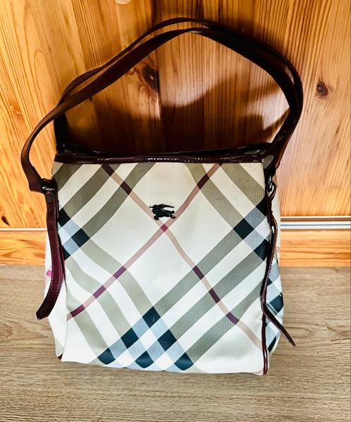 Burberry Canterbury Nova check, Sieraden, Tassen en Uiterlijk, Tassen | Schoudertassen, Zo goed als nieuw, Overige merken, Rood