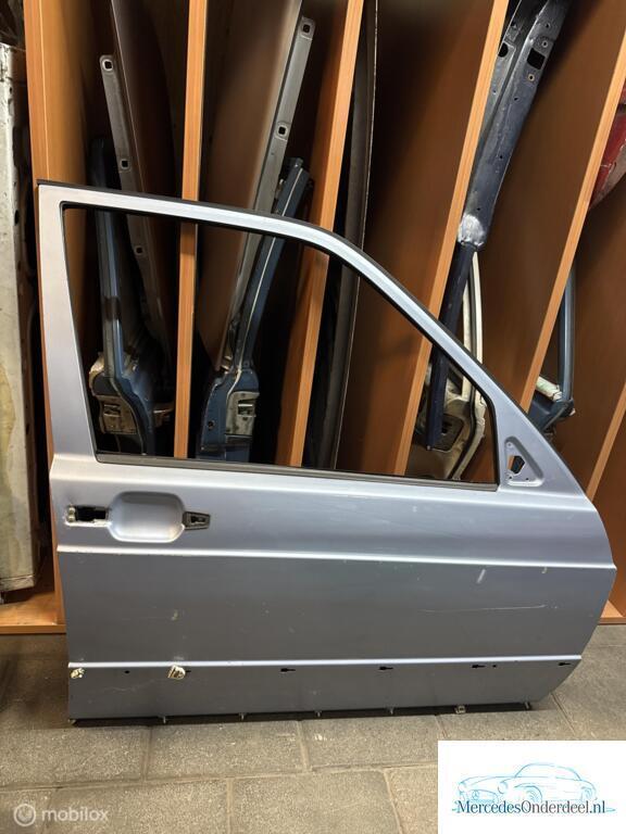 W201 190E 190D deur voordeur rechts bijrijderskant, Auto-onderdelen, Carrosserie en Plaatwerk, Deur, Voor, Links, Gebruikt, Ophalen of Verzenden