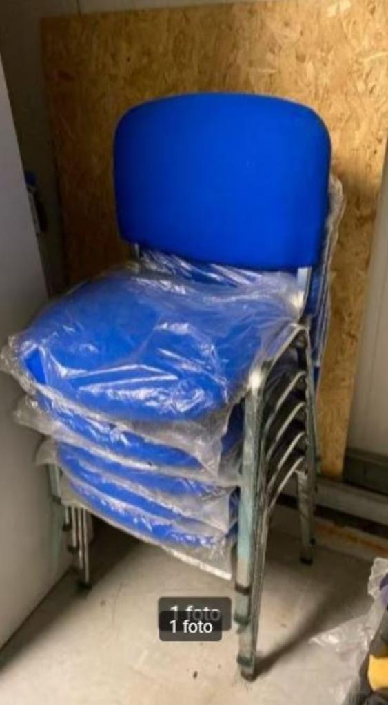 Iso Vergaderstoel Blauw 5 stuks €20,- pst excl btw, Huis en Inrichting, Stoelen, Gebruikt, Vijf, Zes of meer stoelen, Blauw, Ophalen of Verzenden