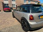 Mini Cooper 1.6 16V Cooper 2008 Grijs, Auto's, Mini, Voorwielaandrijving, 4 cilinders, 4 stoelen, Leder en Stof