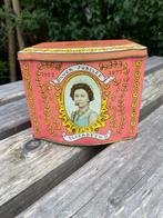 Vintage 1977 Zilveren Jubileum Thee-/Koekjestrommel – Koning, Ophalen of Verzenden, Gebruikt, Thee, Overige merken