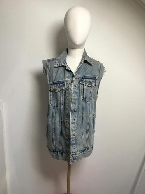 Leuke gilet van spijkerstof H&M (maat S/M), Kleding | Dames, Jasjes, Kostuums en Pakken, Zo goed als nieuw, Jasje, Maat 38/40 (M)