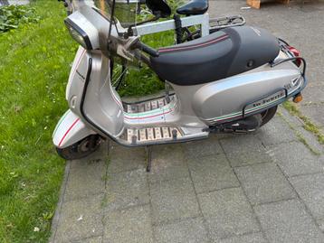 scooter  beschikbaar voor biedingen