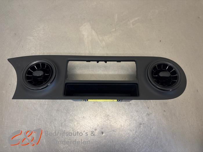 Luchtrooster Dashboard van een Mercedes Citan, Auto-onderdelen, Dashboard en Schakelaars, Mercedes-Benz, Gebruikt, 3 maanden garantie