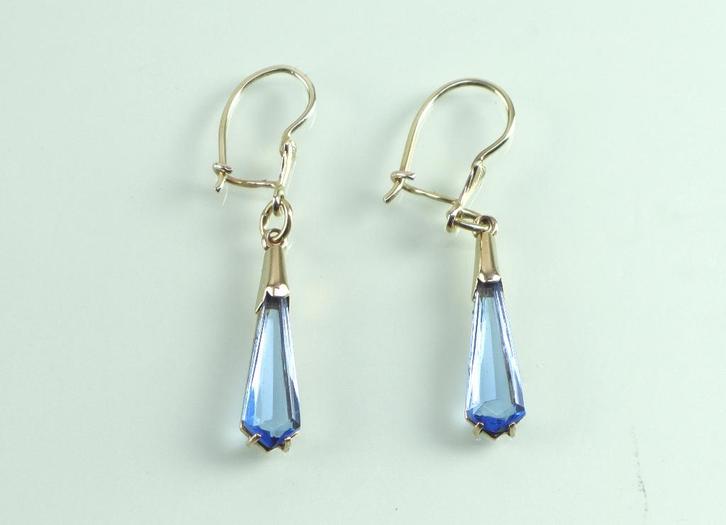 Antieke gouden oorbellen met blauwe steen, Sieraden, Tassen en Uiterlijk, Antieke sieraden, Oorbellen, Goud, Ophalen of Verzenden