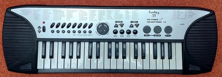 Funkey 37 junior keyboard, Muziek en Instrumenten, Keyboards, Gebruikt, Overige aantallen, Overige merken, Ophalen of Verzenden